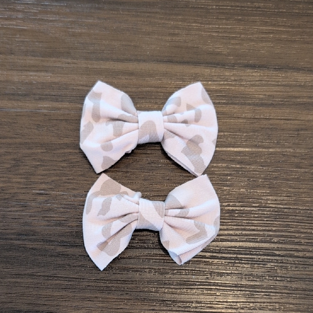 Custom Kyte Baby Bow Clips